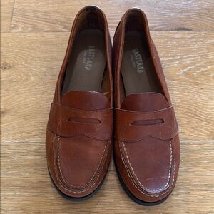 Eastland ladies Tan Leather Loafers